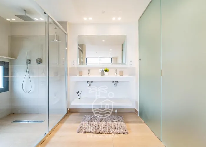 Higueronrentals Live Work Enjoy 丰希罗拉