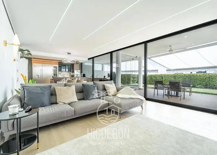 Higueronrentals Live Work Enjoy *