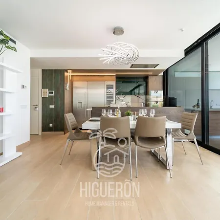 Higueronrentals Live Work Enjoy Appartement